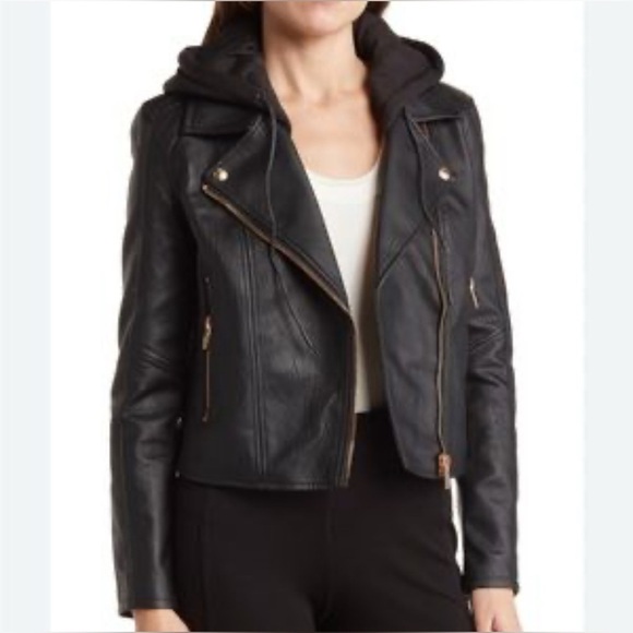 Blank NYC black faux leather moto bomber cropped hooded jacket zipper detail - Picture 4 of 12